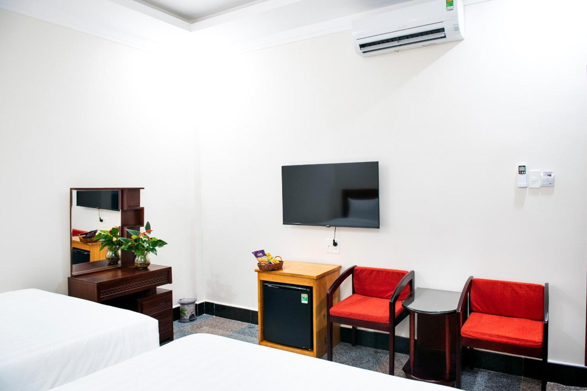 Minh Lam Hotel Pleiku Eksteriør bilde