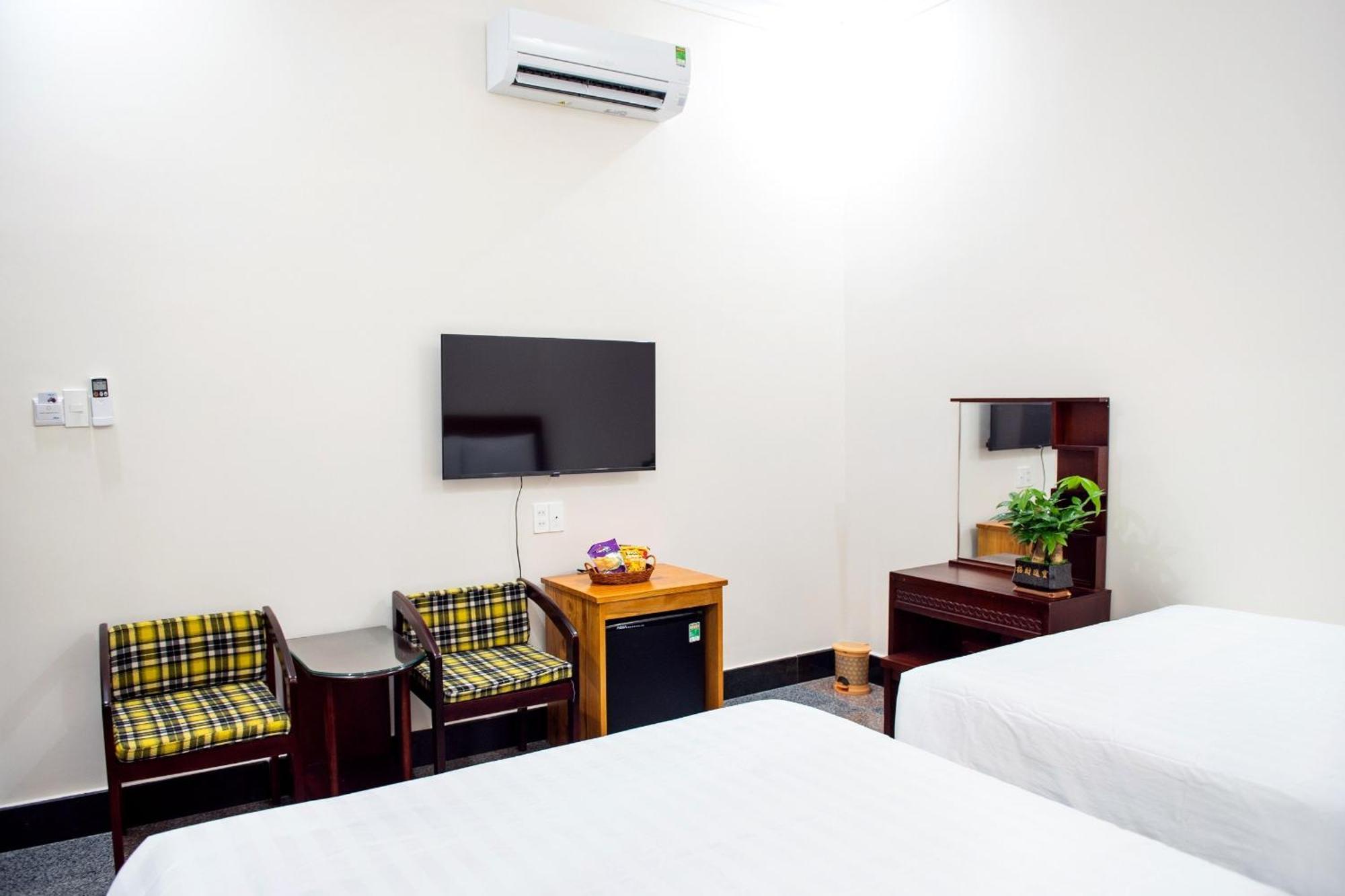 Minh Lam Hotel Pleiku Eksteriør bilde